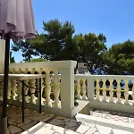 Golden Shell Apartment