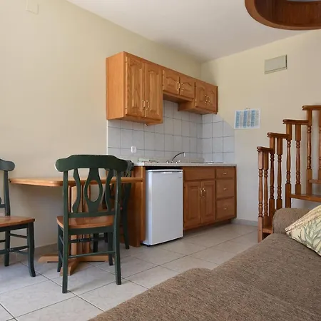 Golden Shell 아파트