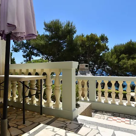 Golden Shell 아파트