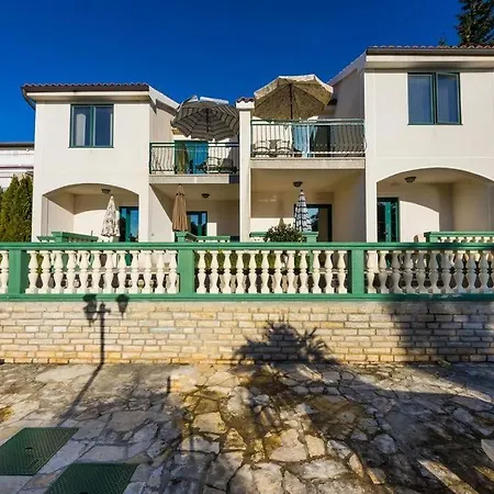 Golden Shell Appartement Murter