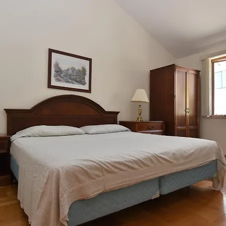 Golden Shell Appartement *